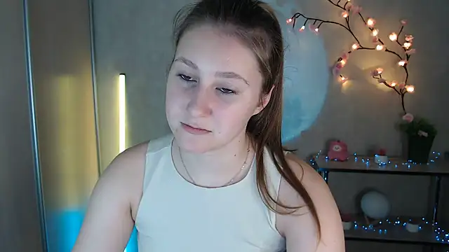 Milka kamila online show from 06-18-26, 12:09