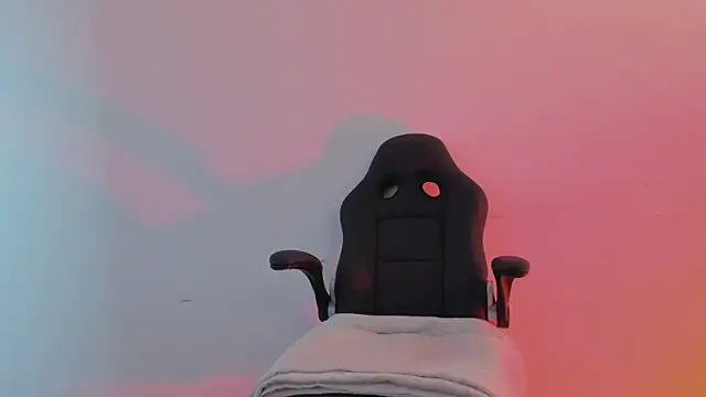 AnnaraLein online show from 01-06-26, 03:43