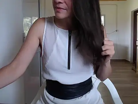 Missforever online show from 11-14-25, 03:22