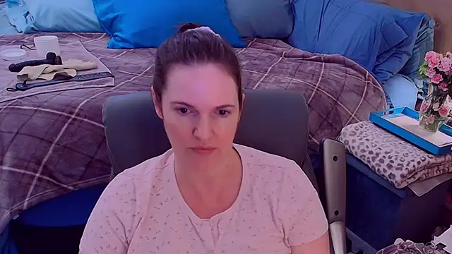 ninajaymes online show from 09-08-25, 08:41