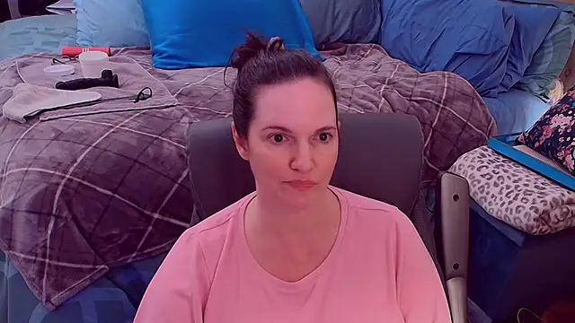 ninajaymes online show from 11-18-25, 11:15