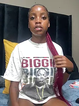 Littlebunny33 online show from 03-25-26, 06:47