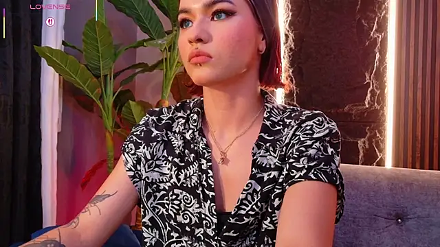 La Diabla 111  online show from 01-05-26, 08:23