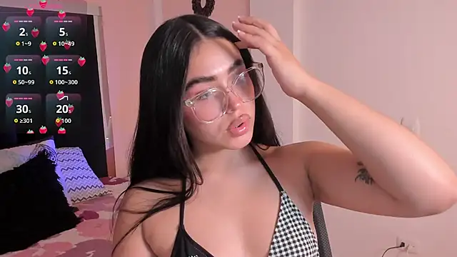 AvaScott  online show from 10-20-25, 05:57