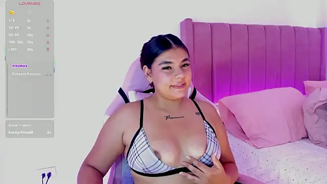 AliceThundeer online show from 12-22-25, 06:38