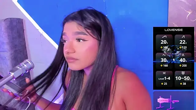 lau-hot online show from 02-12-26, 08:26