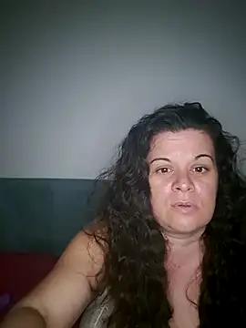 Snapshot of PerleRaree chatting on 04-24-26, 08:33 PerleRaree online show from 04-24-26, 08:33