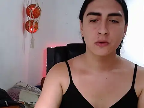 lola diez online show from 02-09-26, 09:19