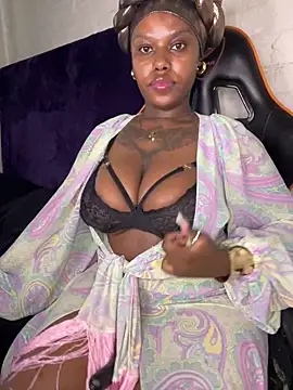 Snapshot of QUEEN_NOBUHLE_777 chatting on 02-01-26, 10:58 QUEEN NOBUHLE 777 online show from 02-01-26, 10:58