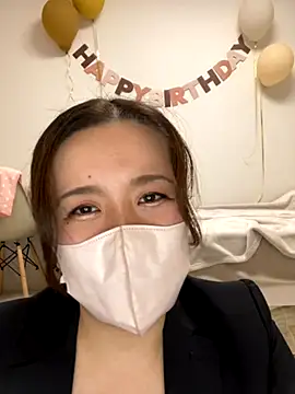 Snapshot of NATSUMI00 chatting on 10-11-25, 11:53 NATSUMI00 online show from 10-11-25, 11:53