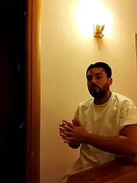 Snapshot of axsimil chatting on 09-30-25, 11:37 axsimil online show from 09-30-25, 11:37