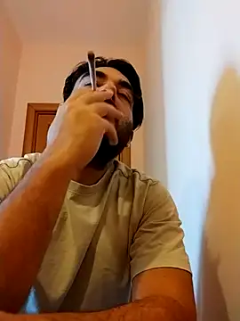 Snapshot of axsimil chatting on 11-12-25, 10:15 axsimil online show from 11-12-25, 10:15