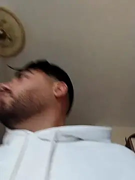 Snapshot of axsimil chatting on 11-16-25, 10:54 axsimil online show from 11-16-25, 10:54