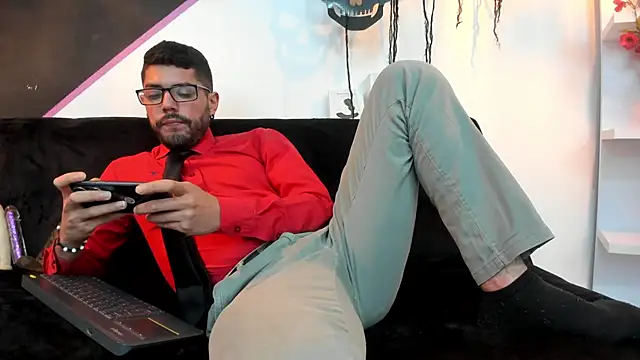 DanteWinter online show from 10-27-25, 03:32