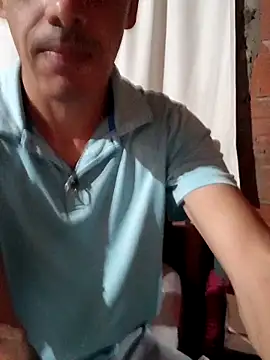 Snapshot of luiscasco387 chatting on 03-30-26, 03:29 luiscasco387 online show from 03-30-26, 03:29