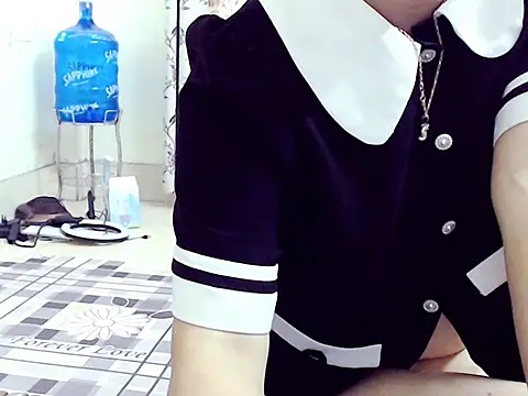 Snapshot of Ami_8x chatting on 10-29-25, 05:53 Ami 8x online show from 10-29-25, 05:53