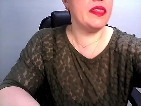 EllaLove2277 online show from 02-09-26, 07:12