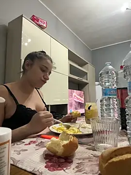 Maialona78 online show from 11-19-25, 10:59