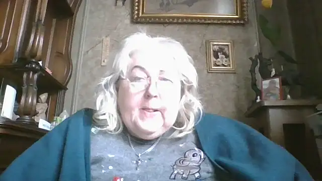 Lala-Love56 online show from 11-17-25, 12:44