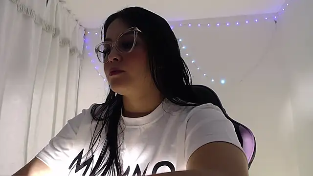 amberbakee online show from 05-26-26, 02:13