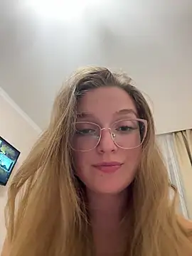 Bellatrisssaa online show from 09-15-25, 06:30