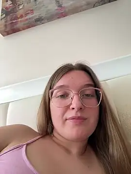 Bellatrisssaa online show from 03-13-26, 10:33