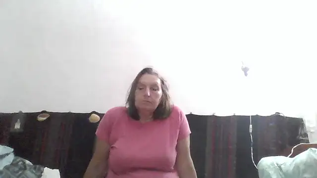 Snapshot of AnnaLive570 chatting on 06-10-26, 04:06 AnnaLive570 online show from 06-10-26, 04:06