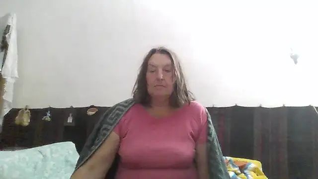 Snapshot of AnnaLive570 chatting on 06-16-26, 03:20 AnnaLive570 online show from 06-16-26, 03:20