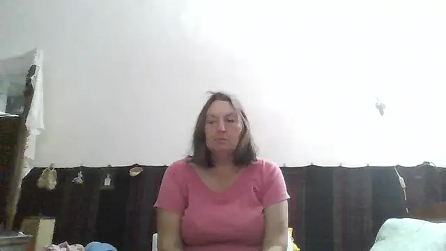 Snapshot of AnnaLive570 chatting on 06-19-26, 03:00 AnnaLive570 online show from 06-19-26, 03:00