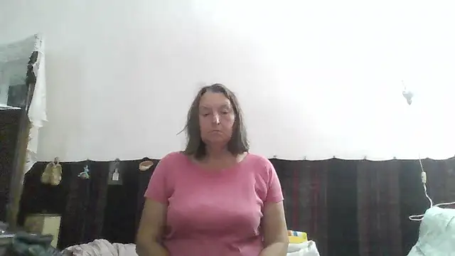 Snapshot of AnnaLive570 chatting on 06-20-26, 03:04 AnnaLive570 online show from 06-20-26, 03:04