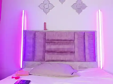 Snapshot of 0anonimo_bottom1 chatting on 09-11-25, 01:22 0anonimo bottom1 online show from 09-11-25, 01:22