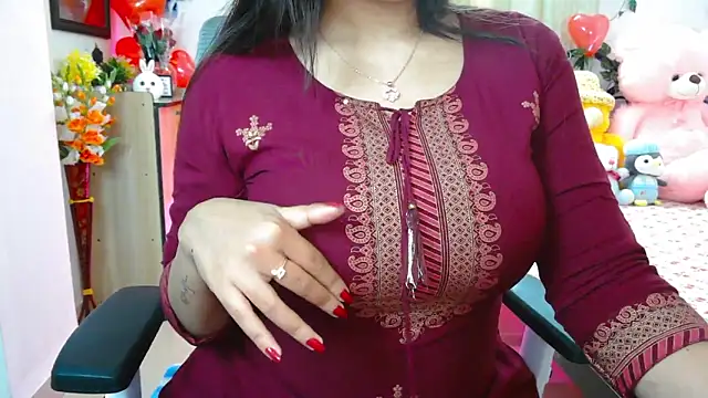 WildDimpi 0 online show from 02-15-26, 07:21