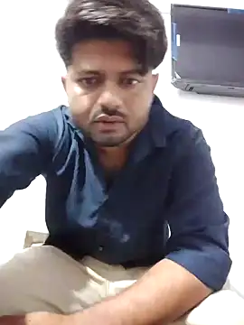 Snapshot of urhotboymeet chatting on 09-25-25, 11:14 urhotboymeet online show from 09-25-25, 11:14