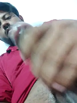 Snapshot of urhotboymeet chatting on 10-05-25, 05:33 urhotboymeet online show from 10-05-25, 05:33