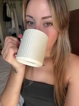 Sashailardi online show from 04-18-26, 10:21