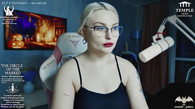 Wounded Goddess  online show from 11-03-25, 02:51