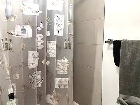 littyleesh1 online show from 11-11-25, 03:28