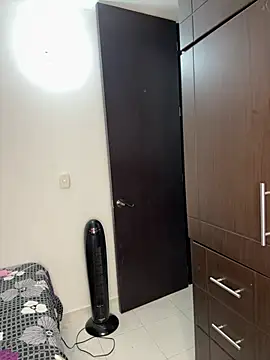 charlottekiss99 online show from 04-17-26, 10:13