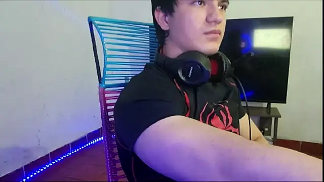 ErickWalton online show from 10-26-25, 02:39