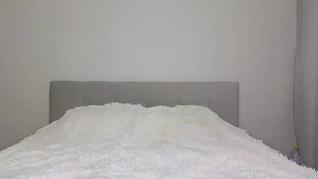 Annabel theMoon online show from 12-19-25, 03:57