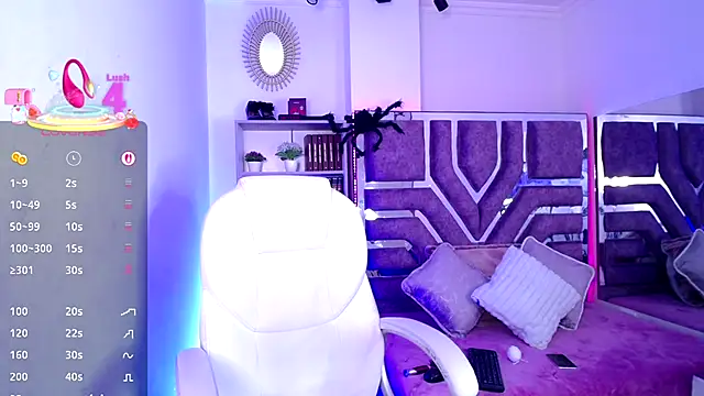 Eva Walker  online show from 10-16-25, 06:14