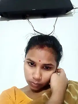 Snapshot of Km_shilpa chatting on 11-04-25, 04:39 Km shilpa online show from 11-04-25, 04:39
