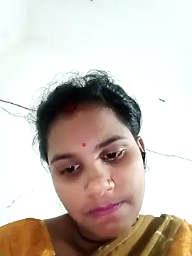 Snapshot of Km_shilpa chatting on 11-12-25, 04:18 Km shilpa online show from 11-12-25, 04:18