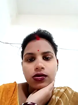 Snapshot of Km_shilpa chatting on 11-16-25, 07:14 Km shilpa online show from 11-16-25, 07:14