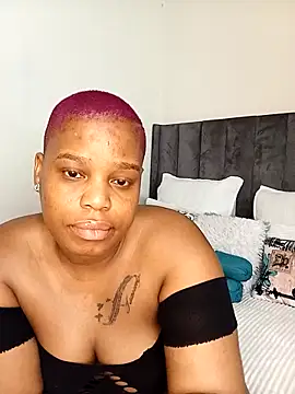 Snapshot of ThickAmy chatting on 09-11-25, 08:36 ThickAmy online show from 09-11-25, 08:36