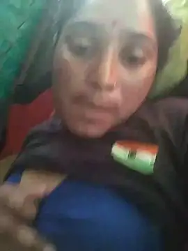 Snapshot of Hot_cupal chatting on 09-16-25, 06:03 Hot cupal online show from 09-16-25, 06:03