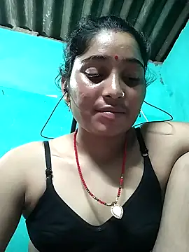 Snapshot of Hot_cupal chatting on 10-04-25, 08:29 Hot cupal online show from 10-04-25, 08:29