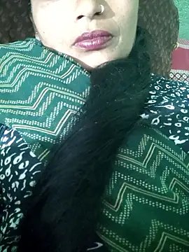 Snapshot of KIRTI12_HOT chatting on 01-15-26, 04:00 KIRTI12 HOT online show from 01-15-26, 04:00