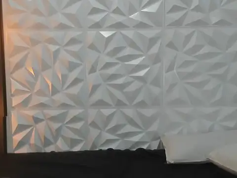 Snapshot of johan_miller0 chatting on 10-17-25, 12:41 johan miller0 online show from 10-17-25, 12:41