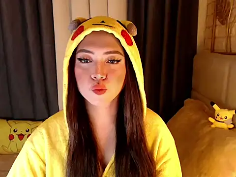 yourdevilsweettsx online show from 04-11-26, 11:03